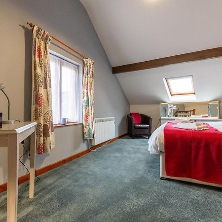 Katherines Court - Spacious Apartment With Rolling Hill Views Kendal Exterior foto