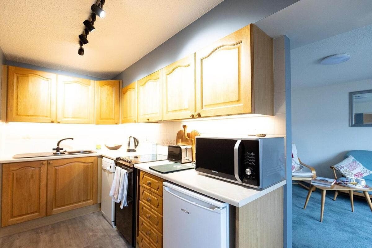 Katherines Court - Spacious Apartment With Rolling Hill Views Kendal Exterior foto